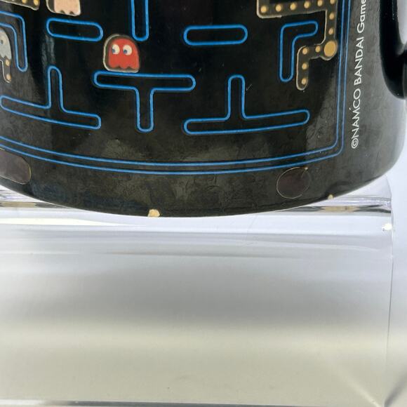 Paladone Pac-Man Heat Sensitive Color Changing Ceramic Coffee Tea Mug Arcade - Picture 6 of 6